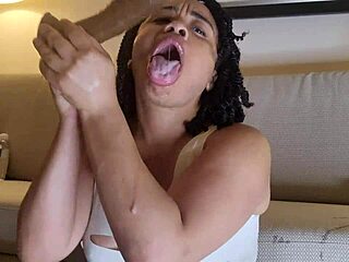 Ebony freak begs to fill her squirting holes