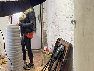 Step Mom Unexpectedly Sucks Step Son Construction Worker Until He Cums In Mouth