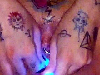 new amateur show: stretching piss hole, watching smooth wet pussy cum with big tits