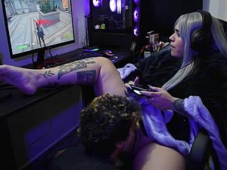 puta otaku la follan mientras juega fortnite?