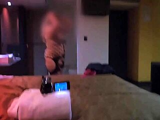 La Señora de la Tienda Gets Bent Over for Doggystyle 😈