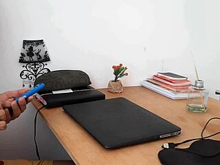 Mature Woman Had Anal Sex With A Computer Technician