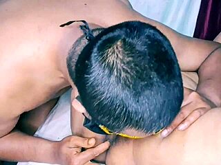 Hot desi indian bhabhi enjoys close up pussy licking session