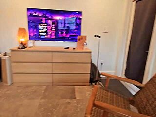 Vacation SEX with LATINA STEP MOM Vivianne DeSilva