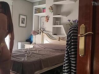 volvio ana duro la que te pone el pito duro