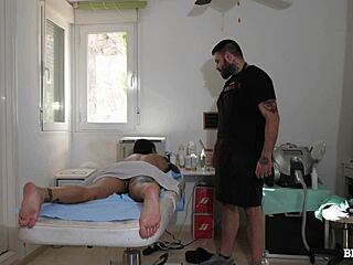 Milf Enjoys Relaxing Massage