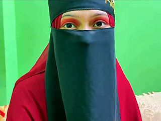 Muslim Bhabhi Engages In Hardcore Sex With Hindu Husband