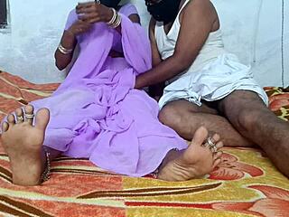 desihotcouple delivers hot desi wife pussy feast