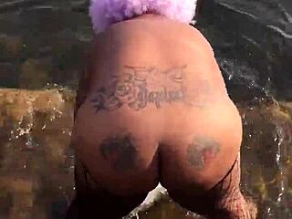 Hazelnutxxx got that wild ebony big ass shaking outdoors! 🍑🔥