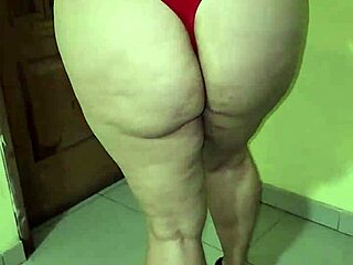 My stepmom flashes sexy curves in homemade amateur clip