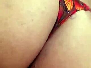 She's seducing me for a delicious handjob with her big tits