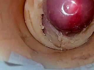 wow, the camera goes deep inside her tight pussy and captures a huge creampie explosion 😍