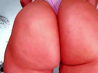 Oiled booty bounces sensually on dildo ride 😘