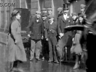 my secret life featuring retro blowjob scenes