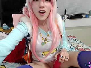 super sonico fucks herself with a dildo on cam, i love watching her cum