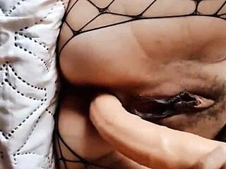 Watch this milf do double masturbation and doggy style