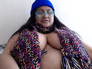 Surprising Bbw Goes Topless Despite The Chilly Weather Outdoors