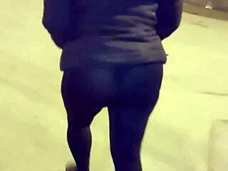 I'm a madura culona flashing my big ass in transparent leggings on the street, oh shit i messed up
