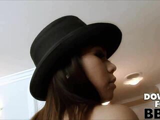 Whoa, cute Asian Miley Villa handles that massive BBC
