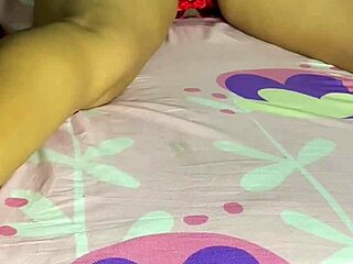 chupando verga hasta hacerlo venir bien riko