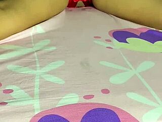 chupando verga hasta hacerlo venir bien riko