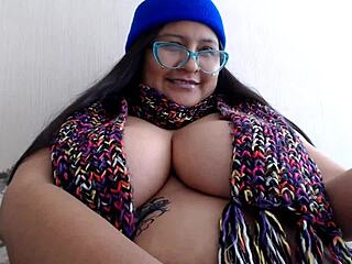 Bbw topless in cold weather web chat.