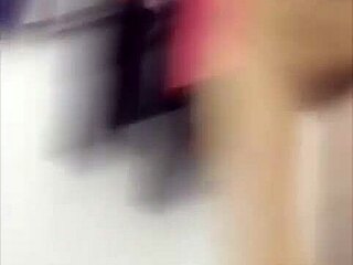 Vietnamese milf nha yen nhi feeling intense pleasure in sex