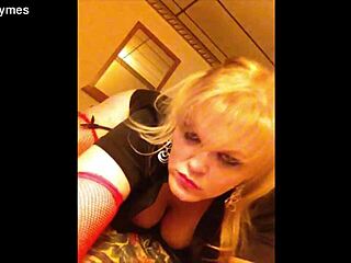 jenna jaymes plays to camera! big tits in shorts!