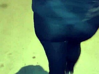 I'm a madura culona flashing my big ass in transparent leggings on the street, oh shit i messed up