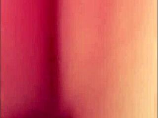 Se Graba Sin Bragas Para Despues Buscar Al Primer Hombre Que Le Haga Un Anal Profundo