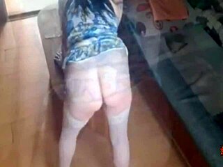 Klaudiaambergirl dances before masturbating