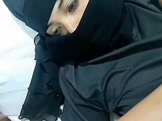 Muslim Girl Feels Intense Passion During Sex With Hindu Boyfriend