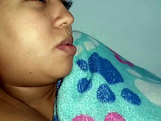 spanish brunette wife from tennessee usa makes me cum with her big tits