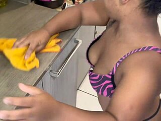 Parte Tres Anazinha Fodendo A Mini Buceta Da Anazinha E O Cozinho Dela Pela Primeira Vez Completo No Red E No Cher