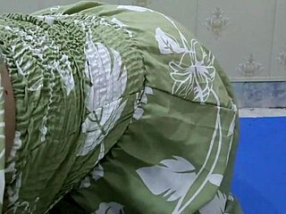 teen masturbates nude, stepbro excited for stepsis 😈