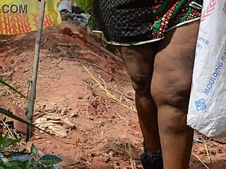 Mad BBW Picking Dirt From The Bin Fucked By Lonely Guy With No Wife!