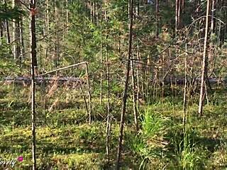 Did stranger fuck her in public?