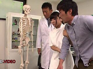 i experienced harsh hardcore threesome with nurse blowjob and shaved pussy in hospital