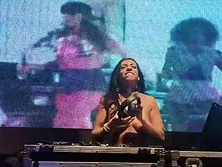 Lenev8 shows her new piercing on webcam 😊