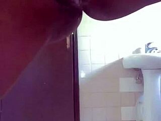 Wet Bathtub Masturbation and Pussy Creaming!