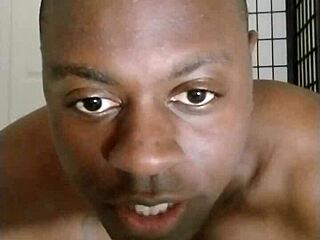 Exercising with music to distract from bad habits