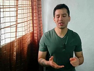 Mature man penetrated by bisexual taxi driver!