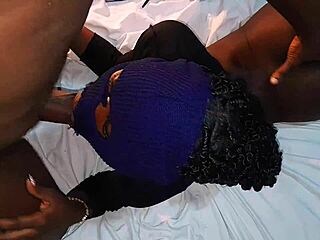 I met this sexy emo girl on tinder at school