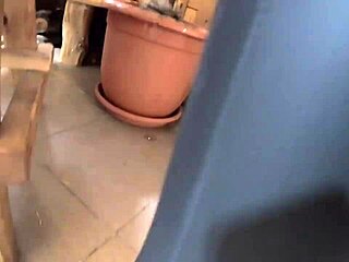 Milfycalla Covered in Cum on Leather