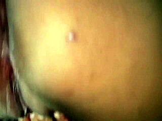 bangladeshi couple fucks doggy missionary 😘