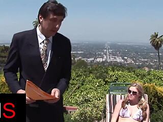 Adult Man Licks Shaved Vagina Before Cum In Mouth