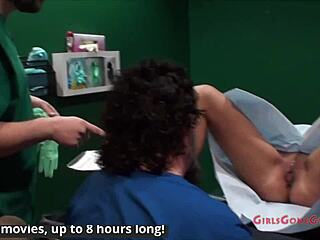 Lola Lynn Feels Overwhelmed By Student Interns Bruno Reup In Hospital