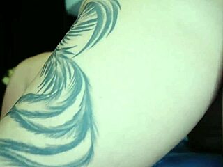 coroa gostosa giving it hard to the novinho!