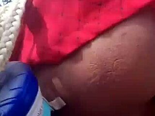 i flash my hairy pussy in miniskirt at the park