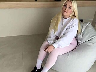 College Girl Offers Sex Gets Juicy Creampie In Leggings!